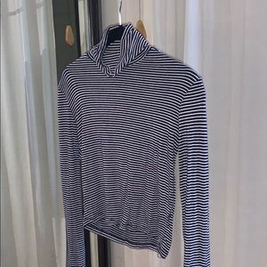 Stripped top